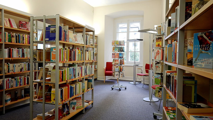 Bücherei im Haus Letmathe Foto: Ulrich Dornhoff